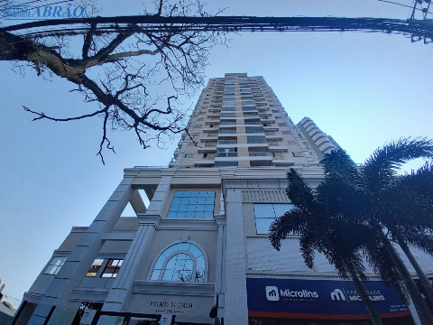 Apartamento para Locação em Maringá - PR, Zona 03