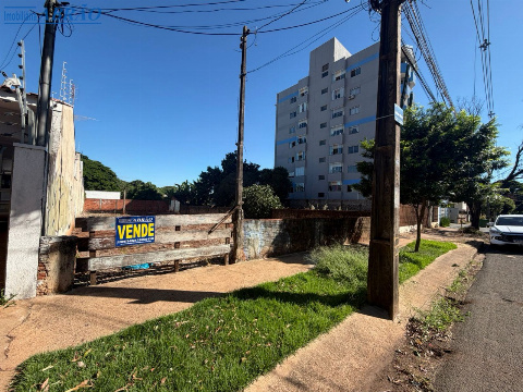 TERRENOS, Rua Antônio Marin