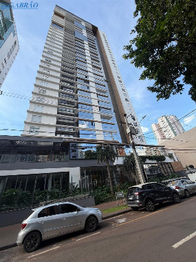 Apartamento para Venda em Maringá - PR, Zona 03
