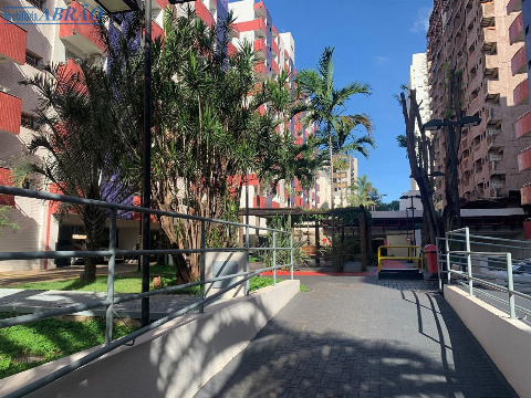 APARTAMENTOS, Avenida Guedner