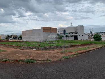 Terreno Comercial para Venda em Maringá - PR, Jd Oriental