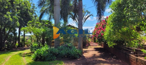 TERRENOS, Avenida Santa Catarina