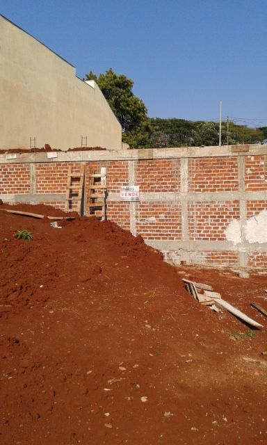 TERRENOS, Rua Pioneiro Nereu Mazzer