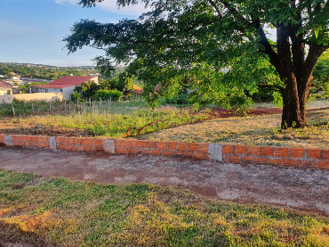 TERRENOS, Rua Charles Carniel