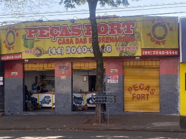Salão Comercial para Venda em Maringá - PR, Zona 07