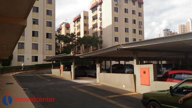 Apartamento para Venda em Maringá - PR, Zona 03