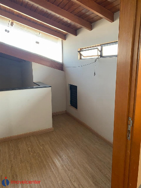 CASAS, Avenida Guedner
