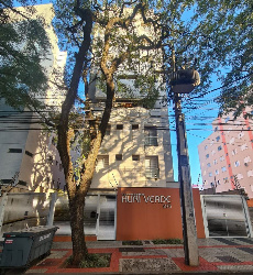 Apartamento para Venda em Maringá - PR, Zona 07