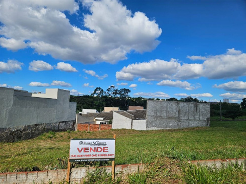TERRENOS, Rua Pioneira Maria Campos Lomes