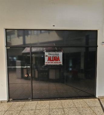 SALAS COMERCIAIS, Praça Manoel Ribas