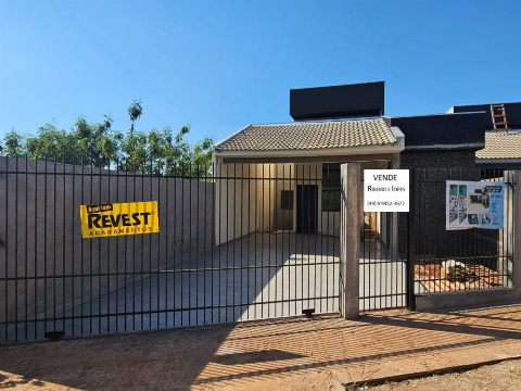 SOBRADOS, Rua Charles Coelho Luiz