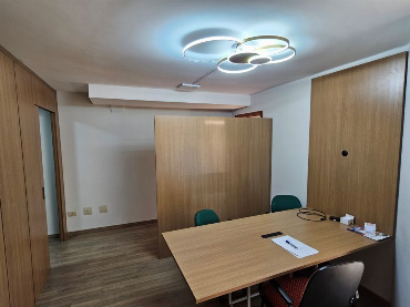 Sala Comercial para Locação em Maringá - PR, Zona 04