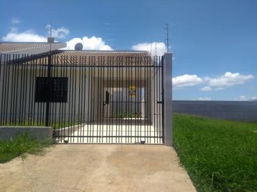 Casa Geminada para Venda em Maringá - PR, Jd Dias