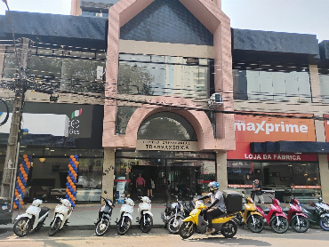 Sala Comercial em Edifício para Locação em Maringá - PR, Zona 01 Centro