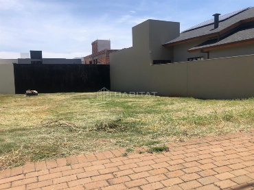 Terreno em Condomínio para Venda em Sarandi - PR, Pq Pioneiros