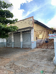Salão Comercial para Venda em Londrina - PR, Centro