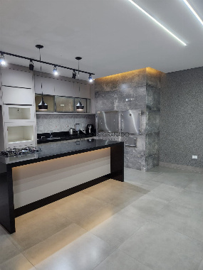 CASAS, Rua Quintiliano Diniz de Souza