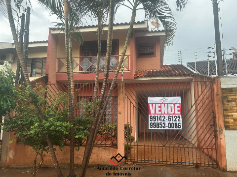 Sobrado para Venda em Maringá - PR, Jd Santa Helena