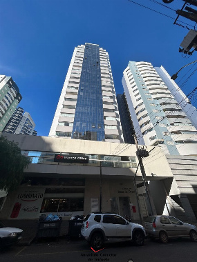 Apartamento para Venda em Maringá - PR, Zona 01 Centro