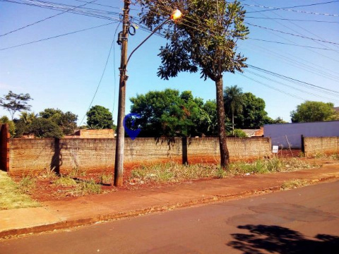 TERRENOS, Rua Joaquim dos Santos Veríssimo Filho