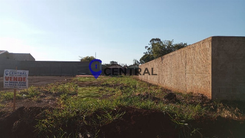 TERRENOS, Rua Milton Macedo Andrade