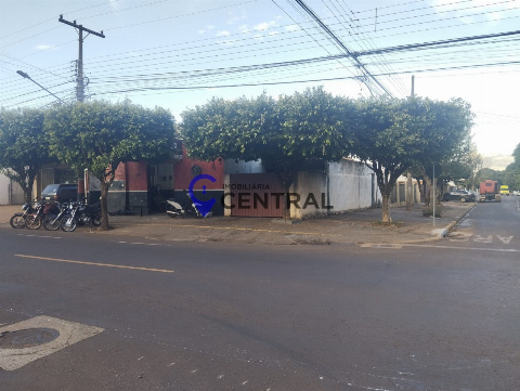 Casa para Venda em Dourados - MS, Jd Água Boa