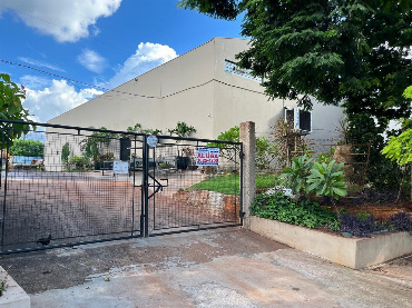 BARRACÃO, Estrada Oswaldo de Moraes Corrêa