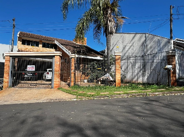 Sobrado para Venda em Maringá - PR, Jd Alamar