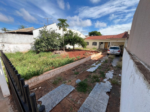CASAS, Rua Universo