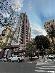 Apartamento para Venda em Maringá - PR, Zona 01 Centro