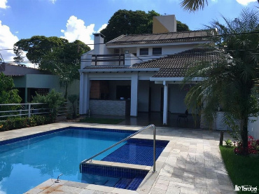 Casa para Venda em Maringá - PR, Zona 05