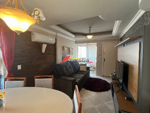 Apartamento para Venda em Balneário Camboriú - SC, Centro