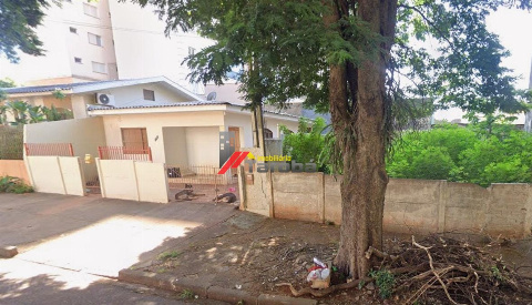 Terreno para Venda em Maringá - PR, Zona 03