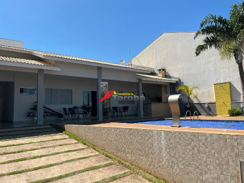 CASAS, Avenida Catarina Suba Jaros