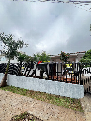 Casa para Locação em Maringá - PR, Zona 08