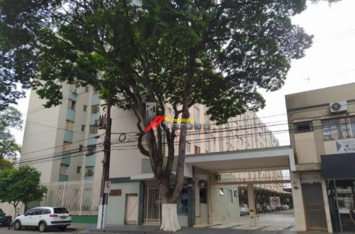 Apartamento para Venda em Maringá - PR, Zona 03