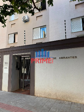 Apartamento para Venda em Maringá - PR, Zona 07