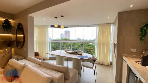 Apartamento para Venda em Maringá - PR, Zona 03