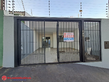 Casa para Venda em Maringá - PR, Jd Andrade