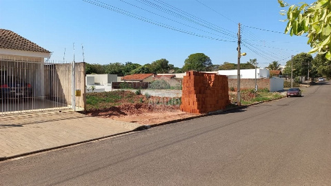 TERRENOS, Rua Edson Martins