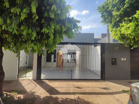 Casa para Venda em Paranavaí - PR, Jd Santos Dumont