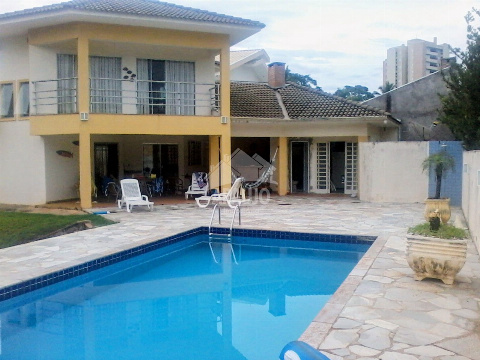 CASAS, Avenida Marli Teresa Reami Cutolo