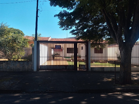 Casa para Venda em Maringá - PR, Pq das Grevíleas