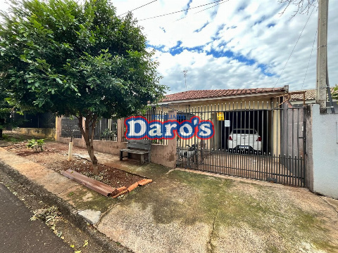 Casa para Venda em Maringá - PR, Cj Hab Requiao