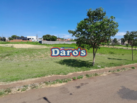 TERRENOS, Rua Luiz Messias Simino