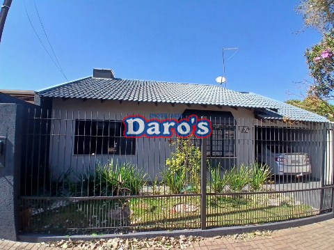 Casa para Venda em Maringá - PR, Cj Hab Requiao