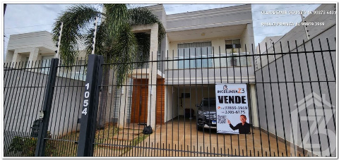 Sobrado para Venda em Maringá - PR, Jd Paraizo