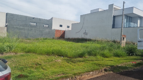 TERRENOS, Rua Henoch Vieira de Quental