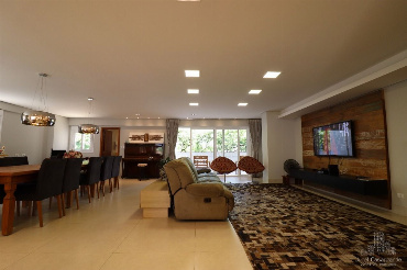 APARTAMENTOS, Rua Arthur Thomas