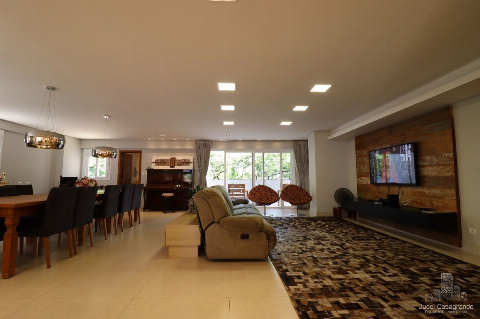 APARTAMENTOS, Rua Arthur Thomas